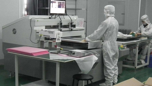 买球（中国）官方网站切割机操作者应熟悉设备的性能和结构